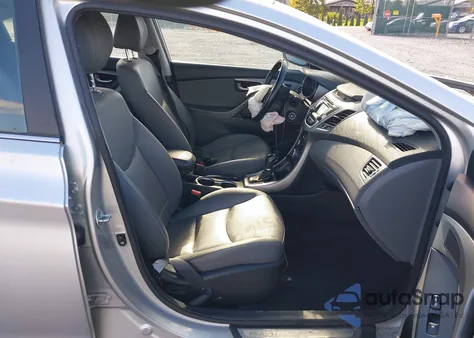 2015 Hyundai Elantra Limited (Ulsan Plant) z USA, uszkodzony, nr VIN KMHDH4AE3FU266640